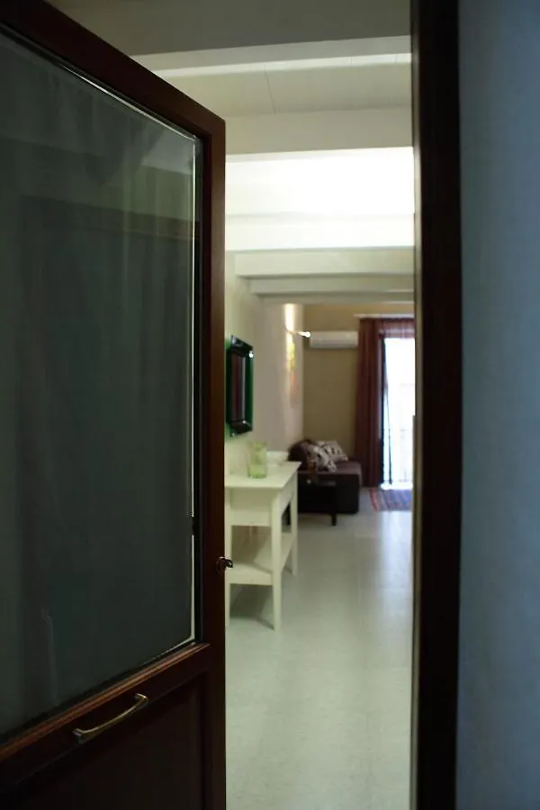 Palazzo Ossuna Trapani Apartmanhotel
