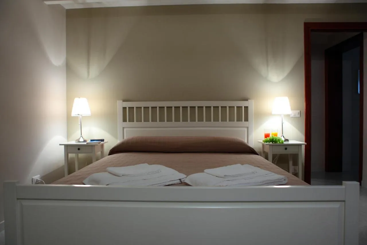 Palazzo Ossuna Trapani Apartmanhotel
