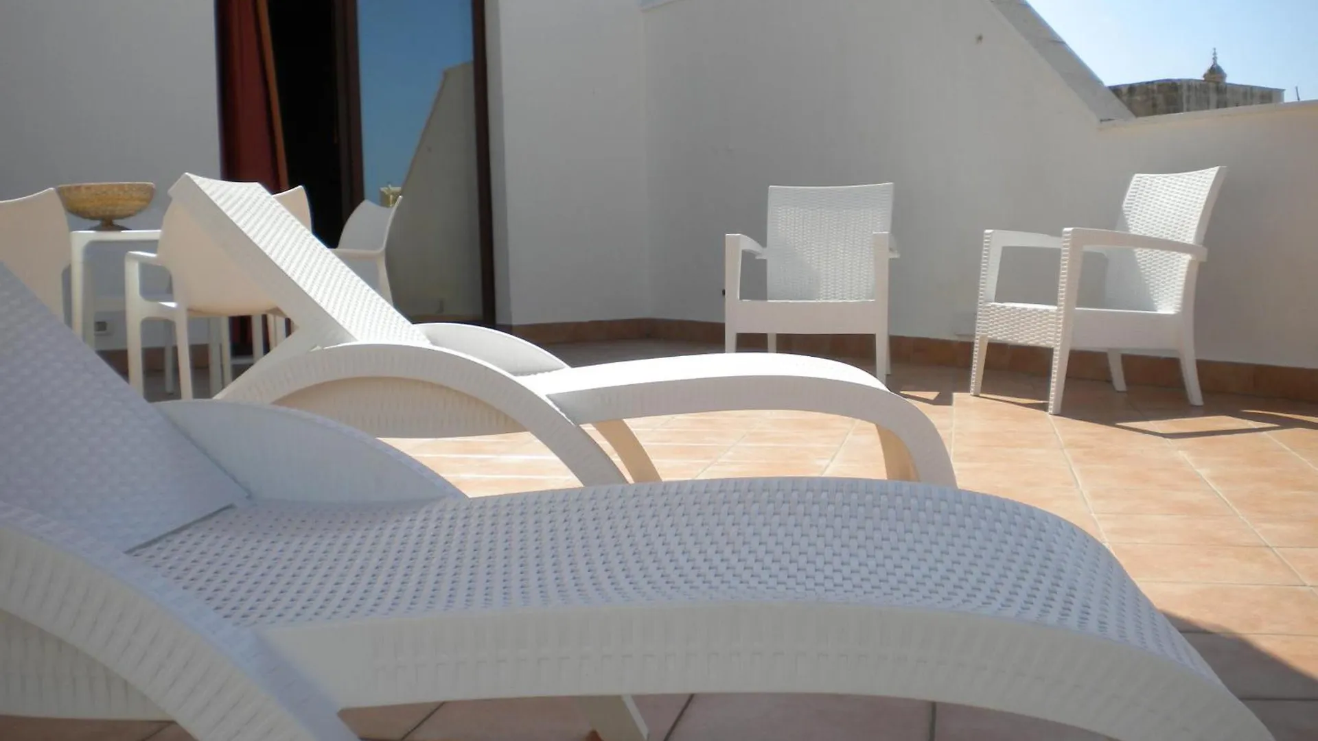 ** Apartmanhotel Palazzo Ossuna Trapani Olaszország