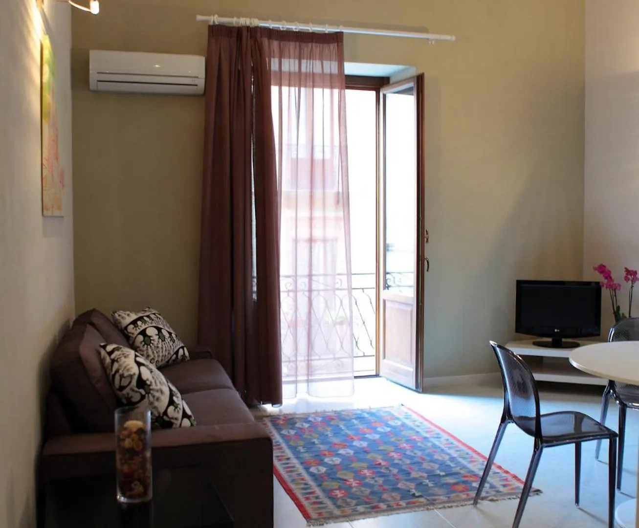 ** Apart Otel Palazzo Ossuna Trapani İtalya