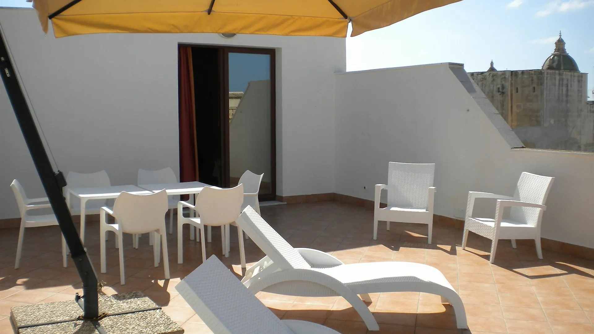 Palazzo Ossuna Trapani Apartmanhotel